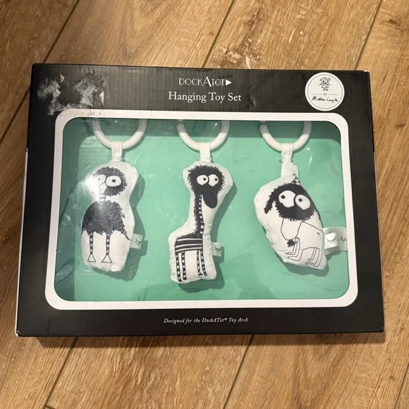 Black and White Hanging Toy Set - Picture 1 of 2
